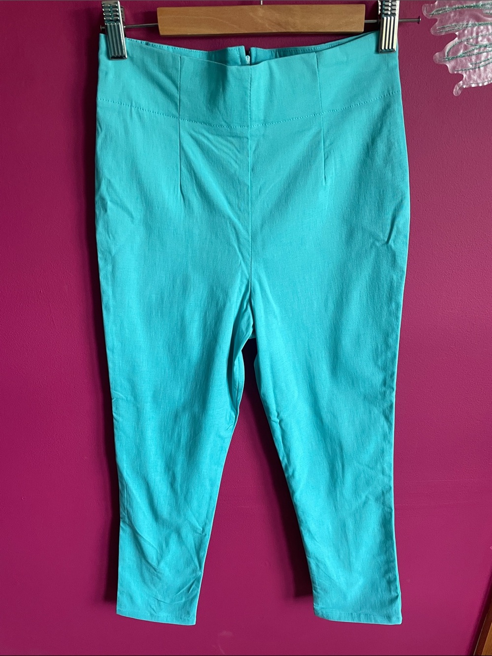 Turquoise Pleated Capris